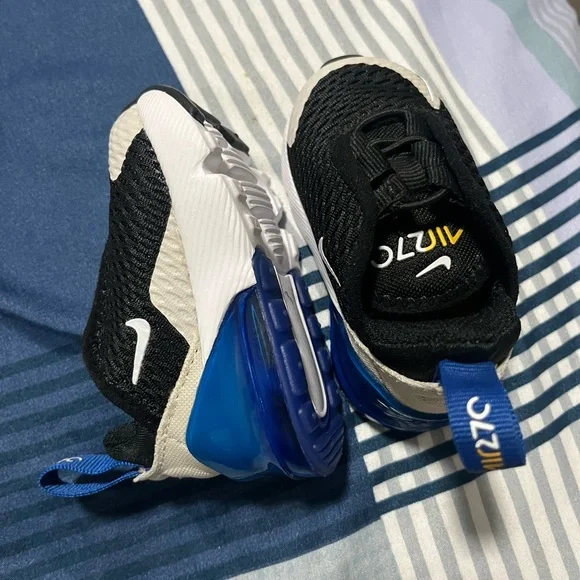 Nike Kids Black and White Sneakers with Blue Accents - Picture 3 of 4